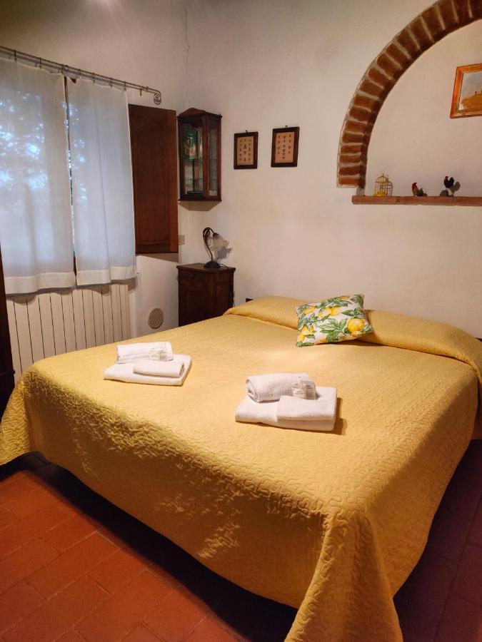 Borgo Villa Certano - Case Vacanza In Toscana Siena Exterior foto