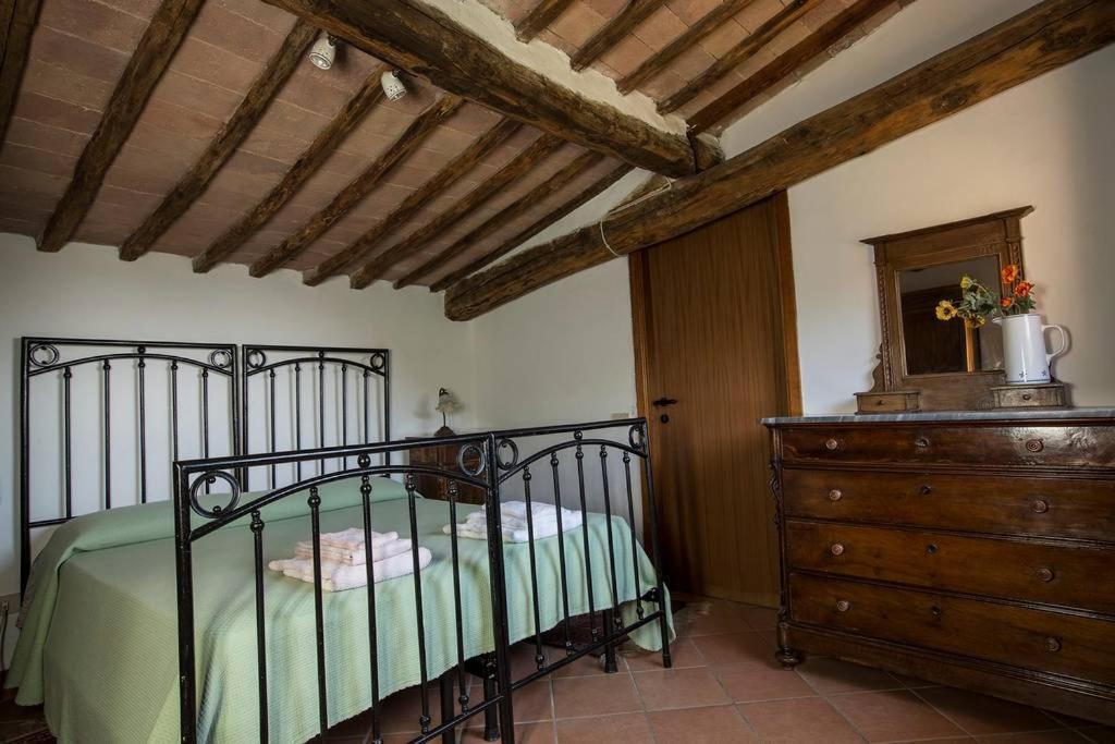 Borgo Villa Certano - Case Vacanza In Toscana Siena Exterior foto
